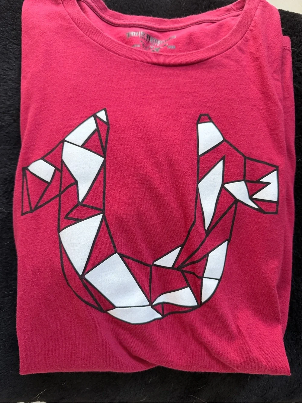 True Religion Red Horseshoe Geometric Shattered Glass Graphic Tee